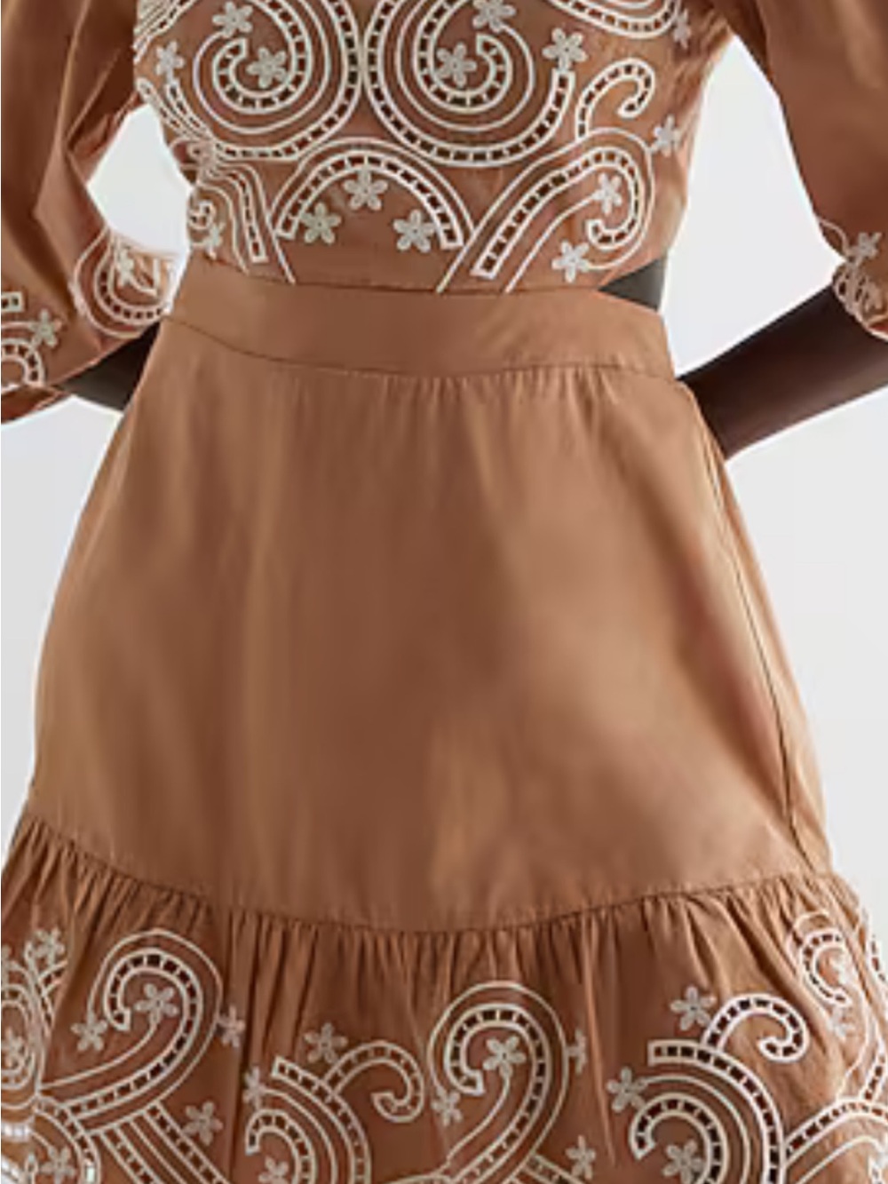 NWT Express Embroidered Eyelet
V-Neck Tie Back Mini Dress 3/4 sleeves Size L. - Picture 13 of 14